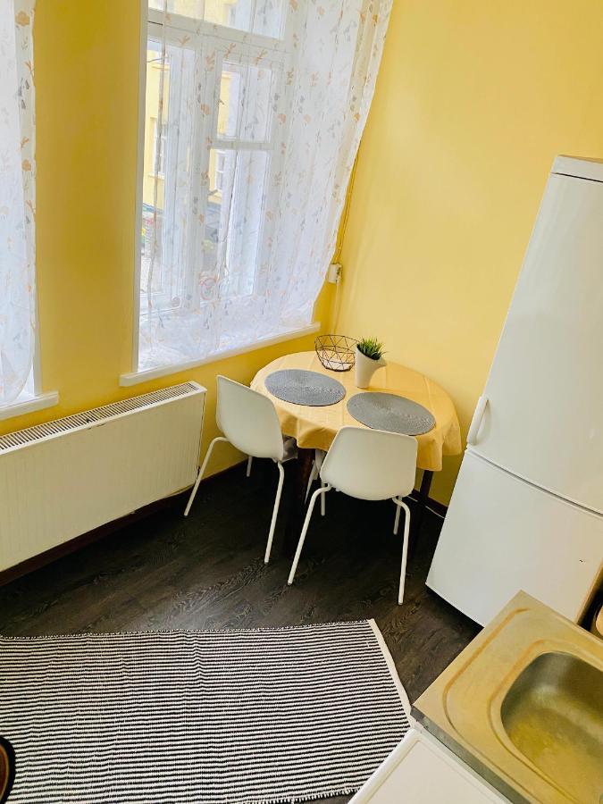 1 Bedroom Apartment Near Kadriorg Swan Pond Таллин Экстерьер фото